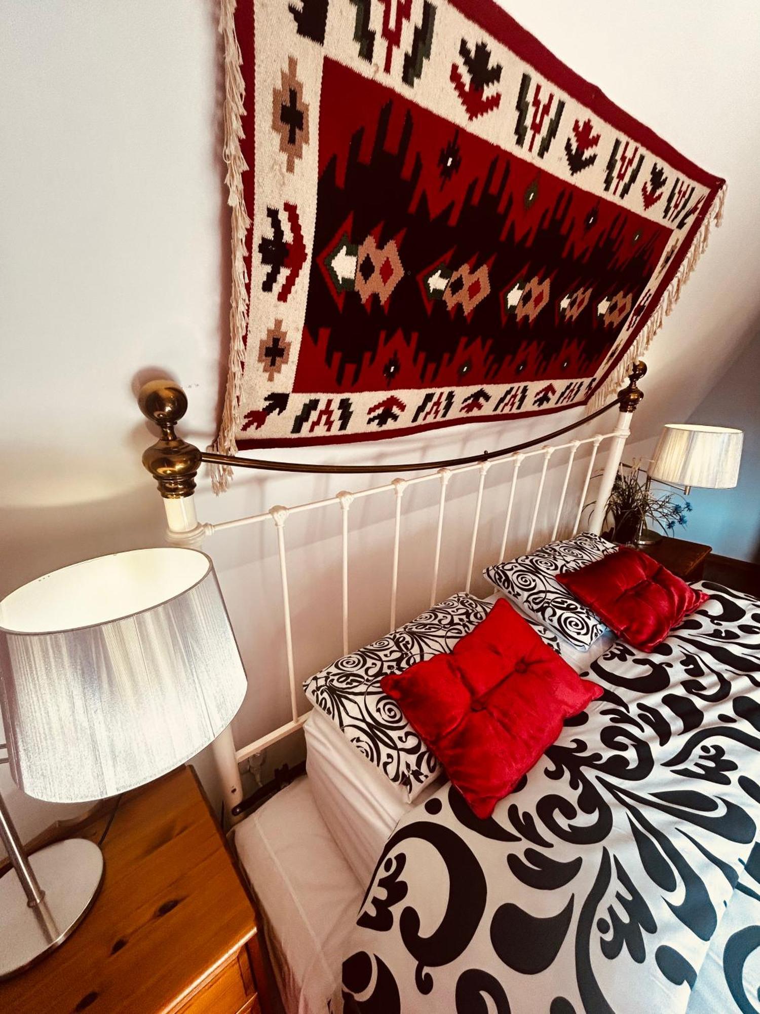 Willa Karolinka Stroza - Pet Friendly Myslenice Exterior photo